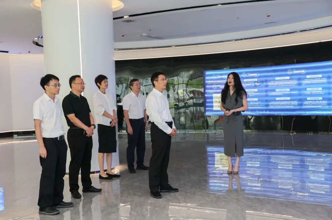 李杰云:推动人工智能赋能千行百业,助力贺州经济社会高质量发展