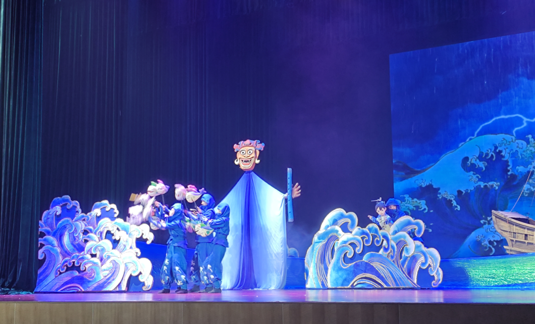 在贺州上演的这两部木偶剧，太精彩了！