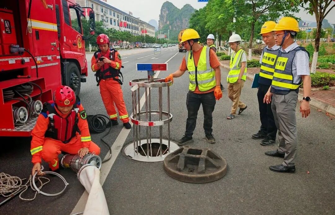 疏通城市“血脉” 贺州持续整治易涝区域隐患
